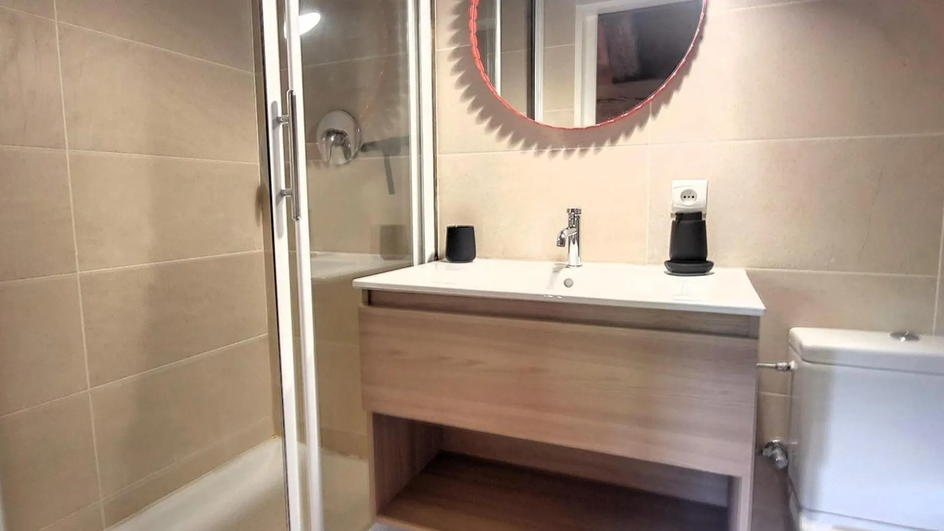 Penthouse Aux Gets Pour 8 Pers. Avec 4 Suites, Balcon Et Parking - Fr-1-598-172 Les Gets Apartment